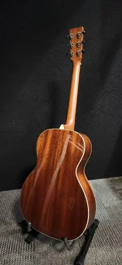 Martin Guitars - CEO-7 2